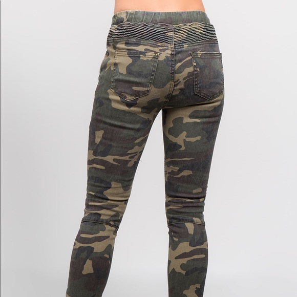 MOTO CAMOUFLAGE JOGGERS - Picture 2 of 8